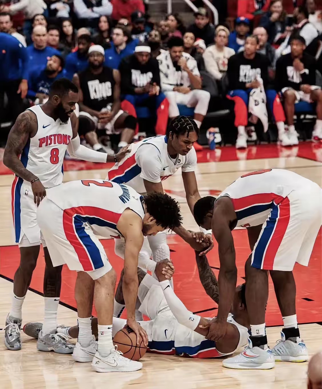 NBA球队内部矛盾曝光，团结争胜的简单介绍