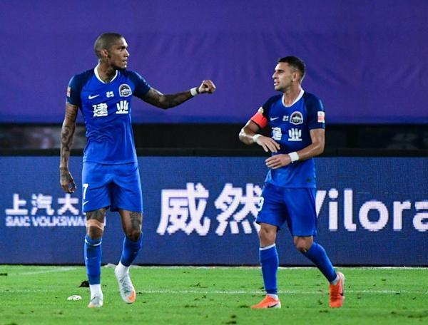 克星对决：鲁能PK建业谁将成为本场比赛的赢家？