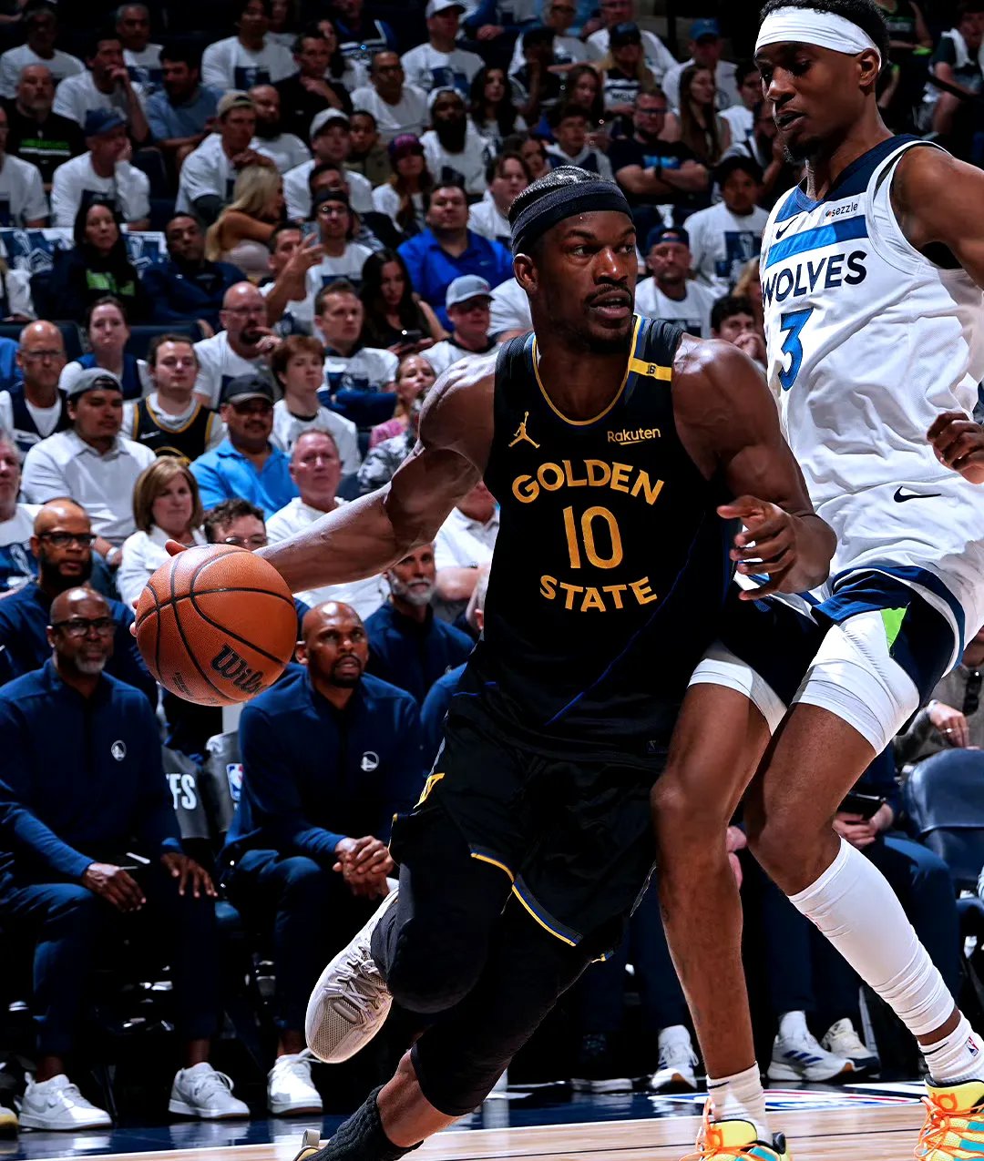  出色防守首场状态出色，C9观众沸腾！，巴特勒重返赛场上演精彩一战